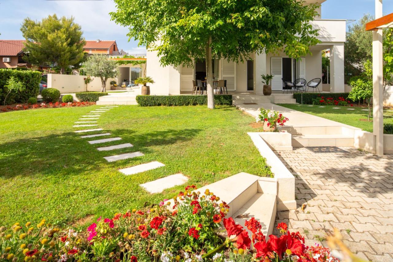 Garden Apartment Pakoštane Eksteriør billede